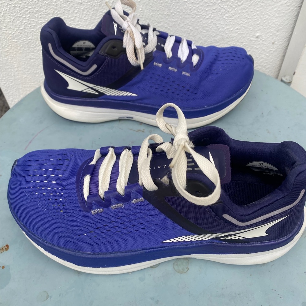 Women's Altra Vanish Tempo Running Shoes (8 US)